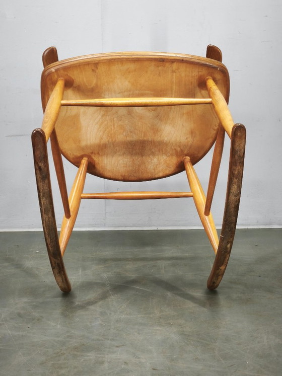 Rocking chair Danish Modern Illum Wikkelsø par Niels Eilersen, années 1960 – Wood (photo 2 of 12)