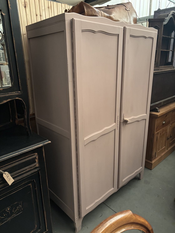 Image 1 of Brocante kledingkast