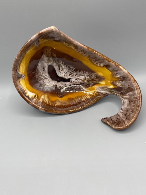 Sculpturale knuffelkom van geglazuurd keramiek – Bruine en amberkleurige flambé glazuren – Vallauris – Artisan