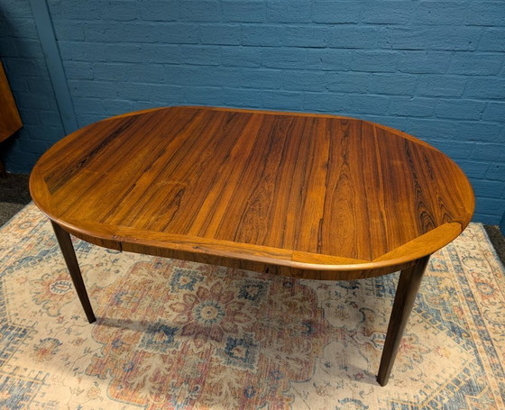 Image 1 of Table de salle à manger ronde extensible vintage, en palissandre, années 1960