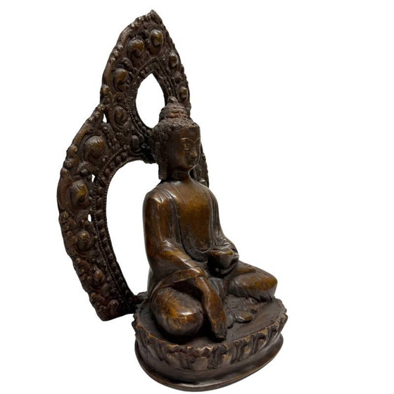 Set of 2 19th-century bronze Buddhas with traces of 24-carat gold – lot 462 – Sculpture (photo 5 of 29)