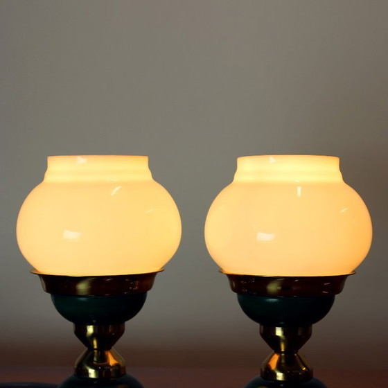 Image 1 of Set tafellampen van opaline glas en messing, Tsjecho-Slowakije 1955