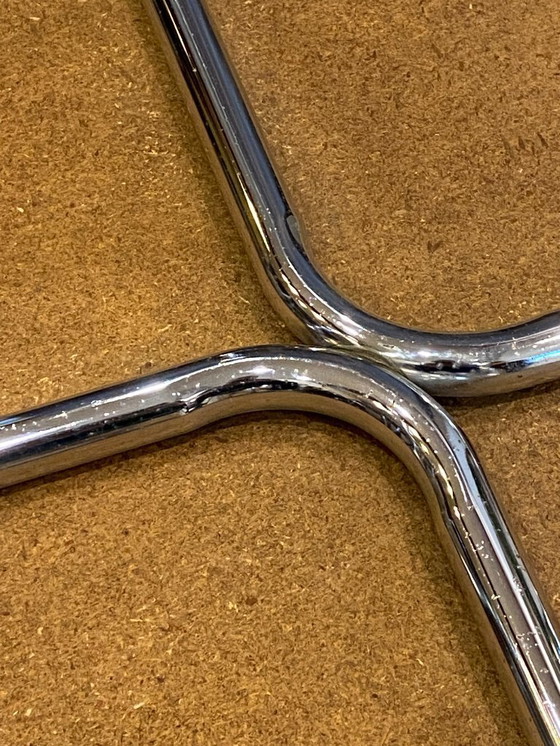 Image 1 of Tavolino laterale vintage in stile Bauhaus cromato e similpelle nera, anni '70