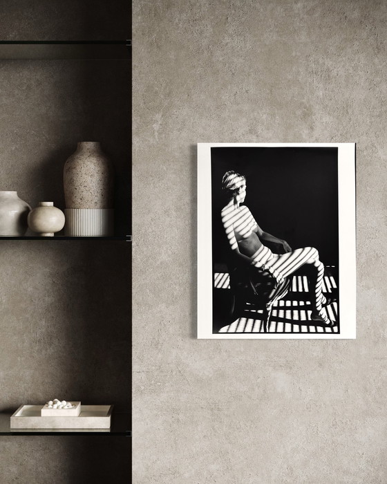 Image 1 of Michel Pinel ( 1949 ) - Grande photographie 50cm x 40cm / Femme zébrée