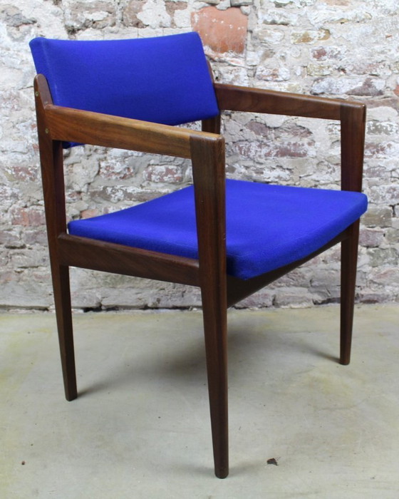 Image 1 of Esszimmerstühle (6er-Set). Modell EMT0030. Für Thonet