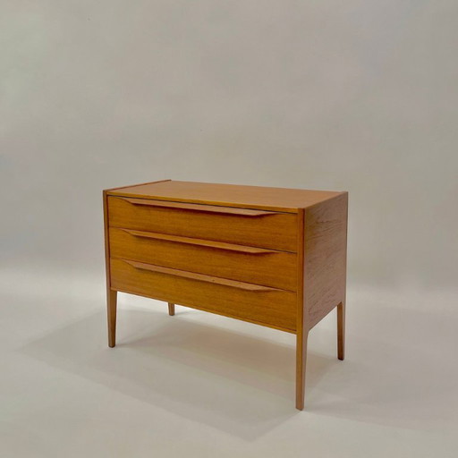 Small teak chest of drawers by Kai Kristiansen 