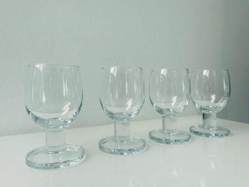 Set mit 4 Jamie Oliver Everyday Weingläsern