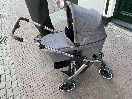 Image 1 of Sehr schöner, eleganter Luxus-Kinderwagen mit Luftreifen