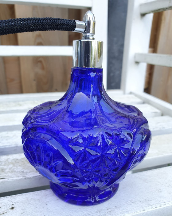 Image 1 of Twee Vintage Parfumverstuivers Flessen