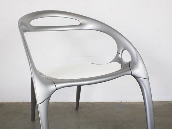 Image 1 of Production de chaises Go Chair par Ross Lovegrove, conception Bernard USA