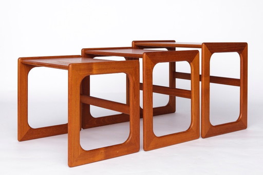 Set of 3 Teak Nesting Tables – 1970s Danish Mid-Century Modern Design, Vintage Side Tables, Scandinavian Teak Furniture