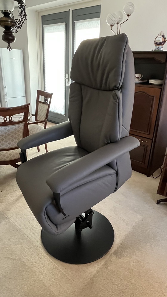 Image 1 of Aufstehen