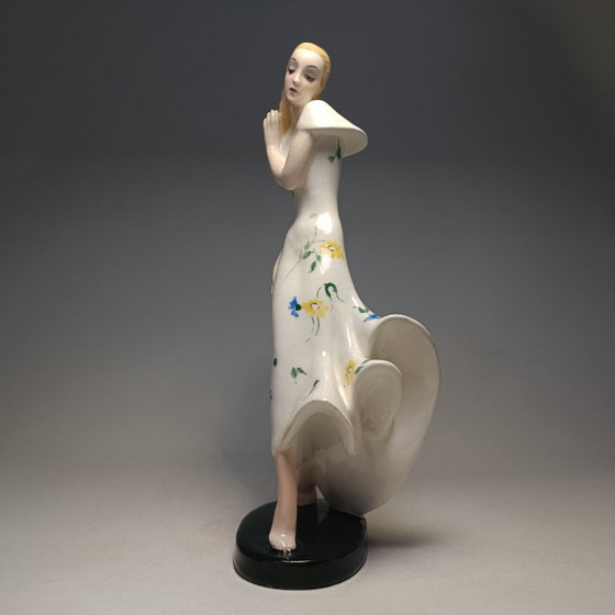 Goldscheider - Claire Weiss - Skulptur, Art Deco Dame im langen Kleid - 28,5 cm - Porzellan (photo 4 of 35)