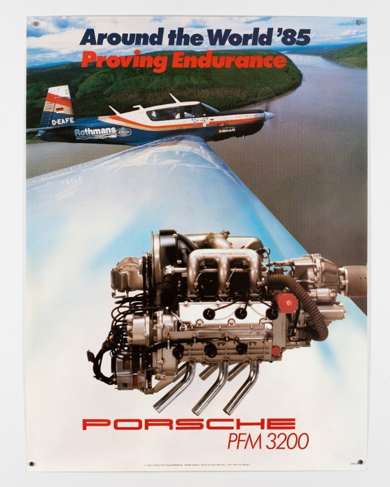 Image 1 of Porsche PFM 3200 In giro per il mondo – 1985 – Poster originale vintage Porsche di Strenger Grafik Design – Moderno – 102x76 cm