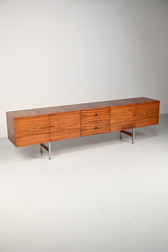 Image 1 of Zeer groot palissander dressoir