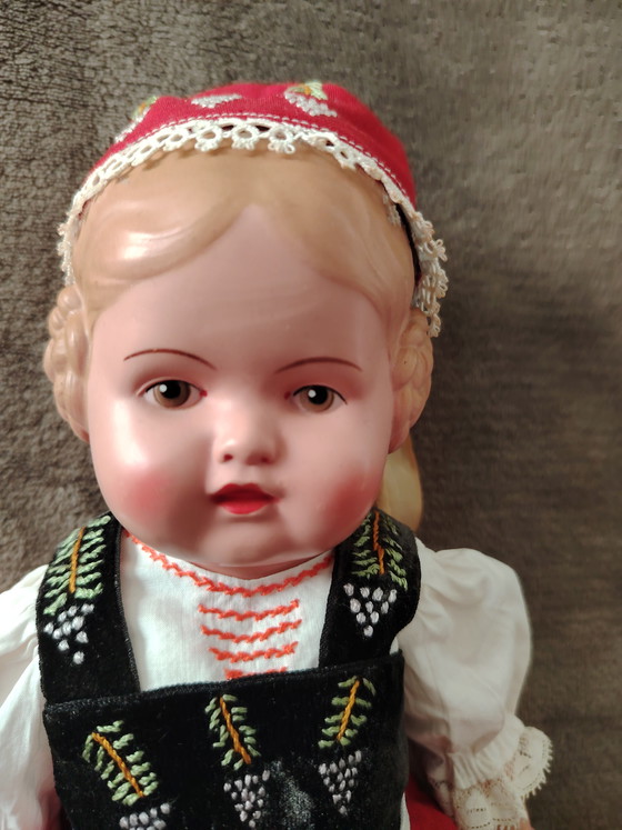 Image 1 of Bambola Schildkröt Bärbel 34 cm vintage con costume, anni '50-'60 