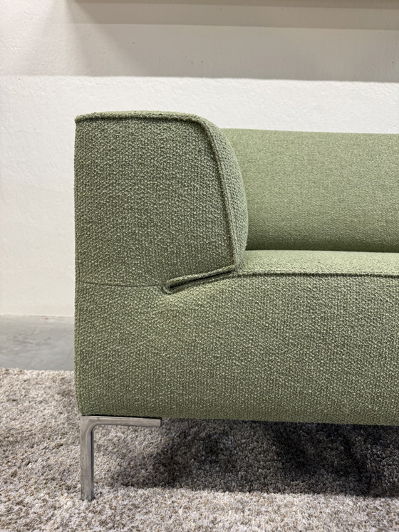 Image 1 of Canapé 2,5 places Design on Stock Bloq, vert Monza