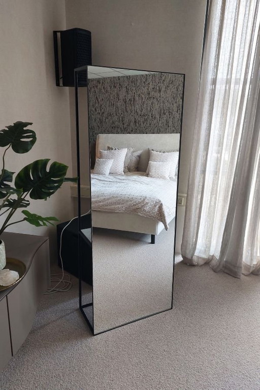 Deknudt Mirrors Traverso Spiegel