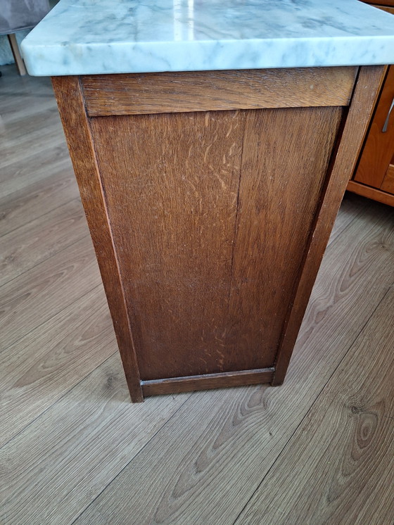 Image 1 of Comodino antico con piano in marmo