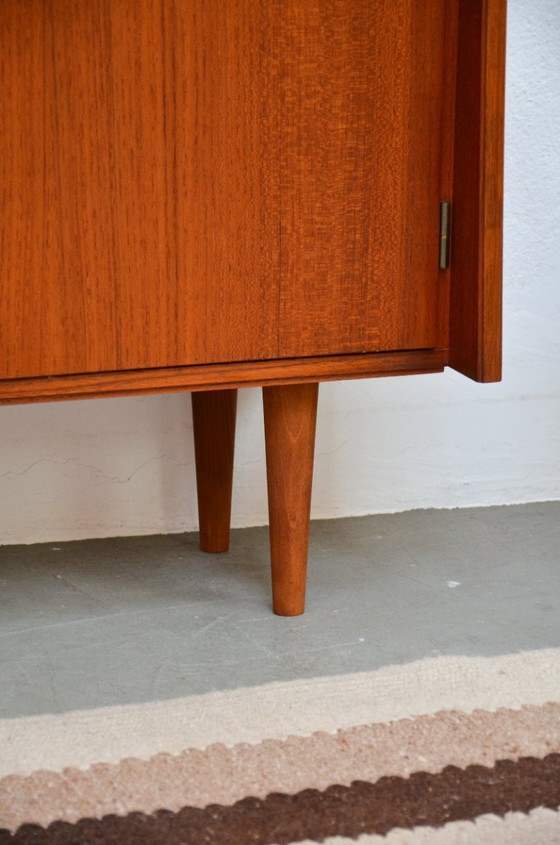Image 1 of Vintage teakhouten ladekast, dressoir/kast met planken, midden 20e eeuw, jaren 60/70.