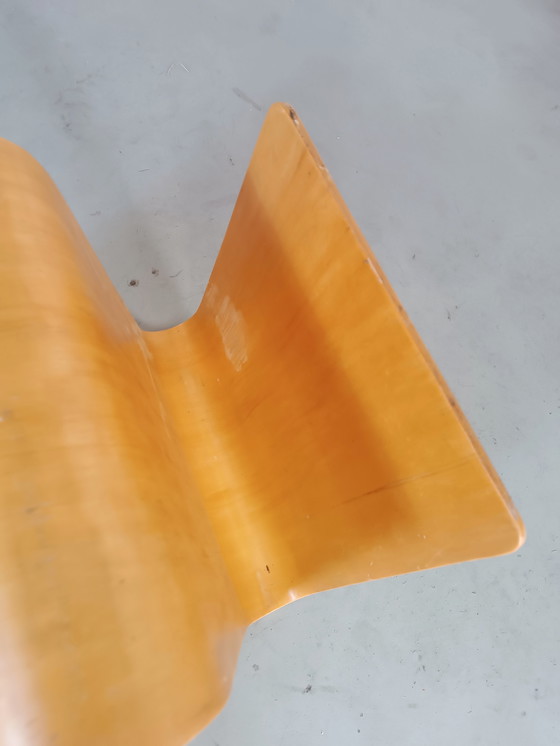 Image 1 of Porte-revues en contreplaqué moulé