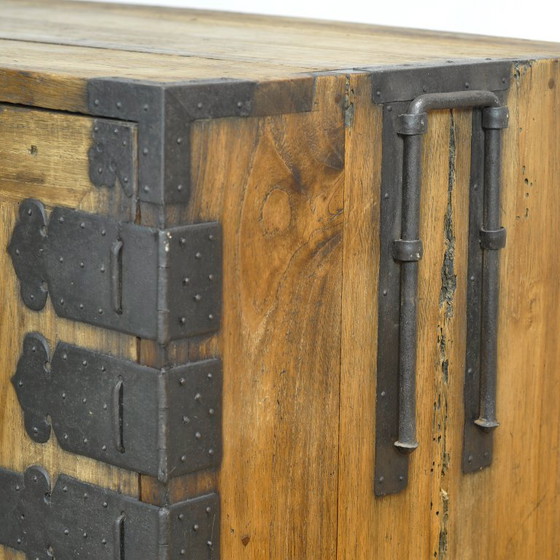 Japanse Meiji-periode Choba Tansu Kist met handgesmede ijzeren beslag, circa 1880 – Kasten, Iron, Wood (photo 12 of 15)