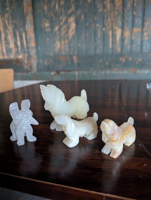 Vintage dog figurines - onyx - 1970s