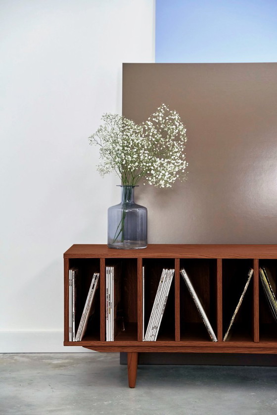 Image 1 of Vinyl kast gebeitst teak T-S09