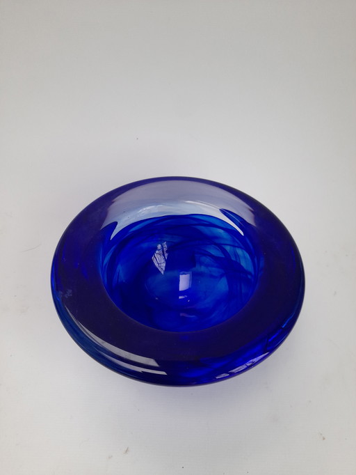 Aroll-zakbakje van Anna Ehrner voor Kosta Boda