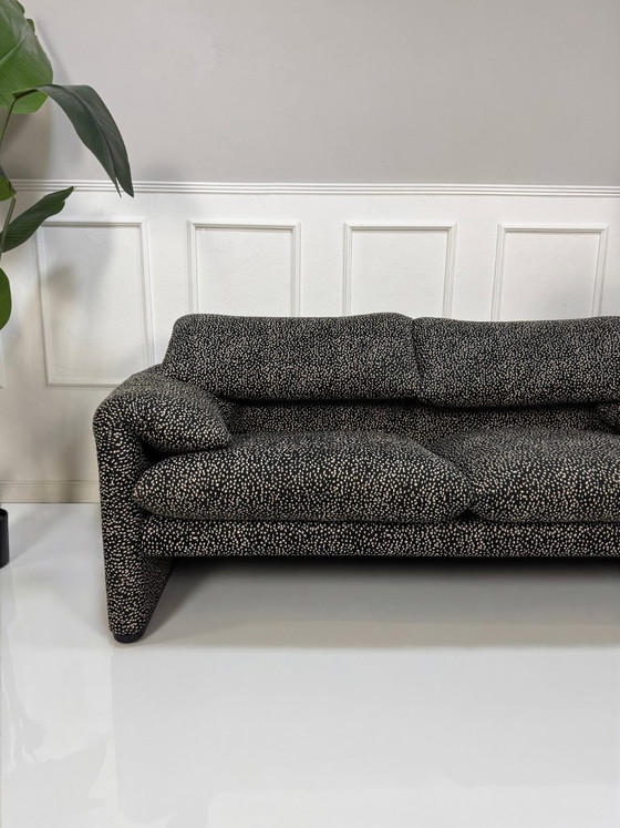 Image 1 of Cassina Maralunga Designer Sofa Fabric Black Beige
