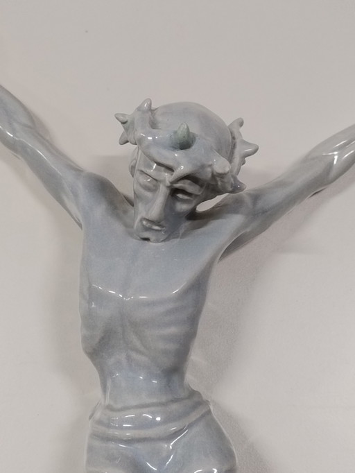 Statue du Christ platery hollande du sud Gouda
