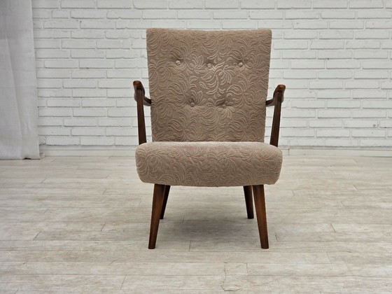 Image 1 of Deense fauteuil uit de jaren 60, bekleed met meubelwol en gemaakt van beukenhout.