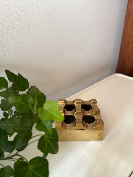 Cenicero de latón Ultima 5 Beck & Jung – Objetos decorativos (photo 2 of 5)