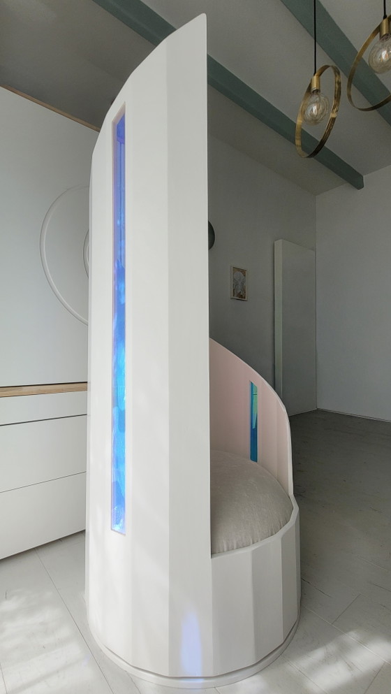 Image 1 of Sculpture de chaise unique