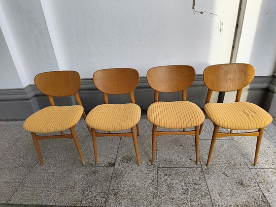 Image 1 of Juego de 4 sillas de comedor suecas