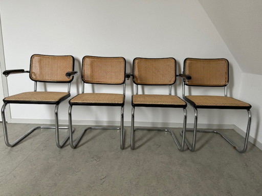 4 eetkamerstoelen Thonet80