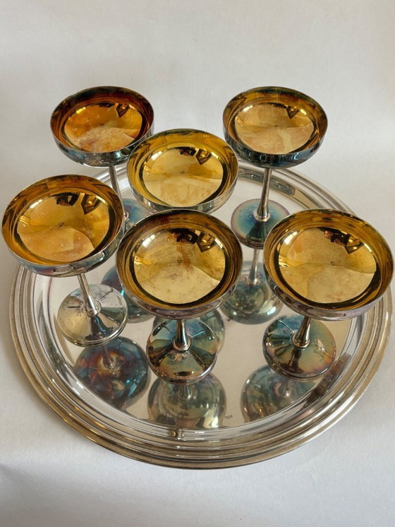Image 1 of 6 verres vintage en métal argenté et un plateau
