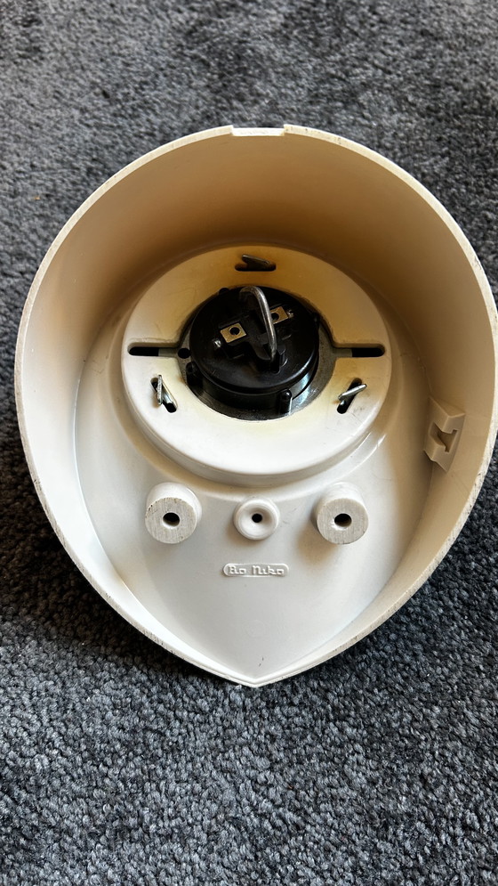 Image 1 of Bo-Niko lampe Bakélite vintage globe ovale.