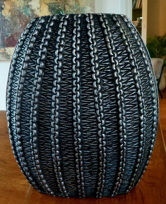 Image 1 of Beautiful aluminum vase