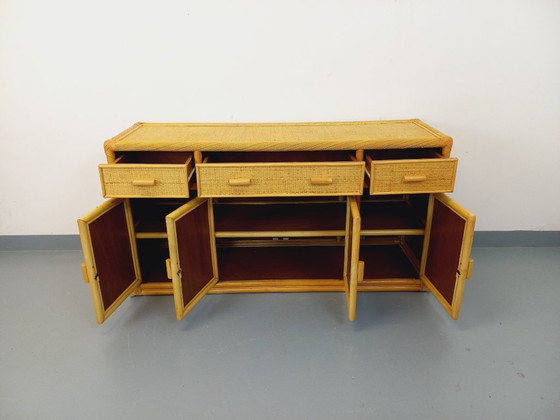 Image 1 of Vintage dressoir/opbergmeubel van rotan en gevlochten rotan uit de jaren 70.