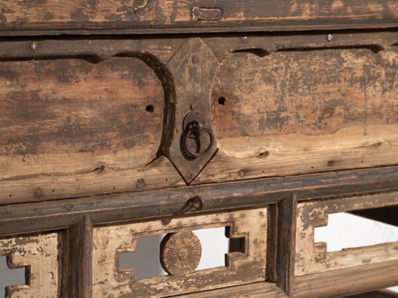 Consolle cinese antica con traforo geometrico – Cina, circa 1900 – Console, Wood, Iron (photo 12 of 40)