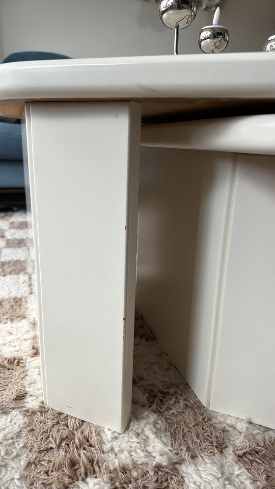 Image 1 of Vintage extendable coffee table