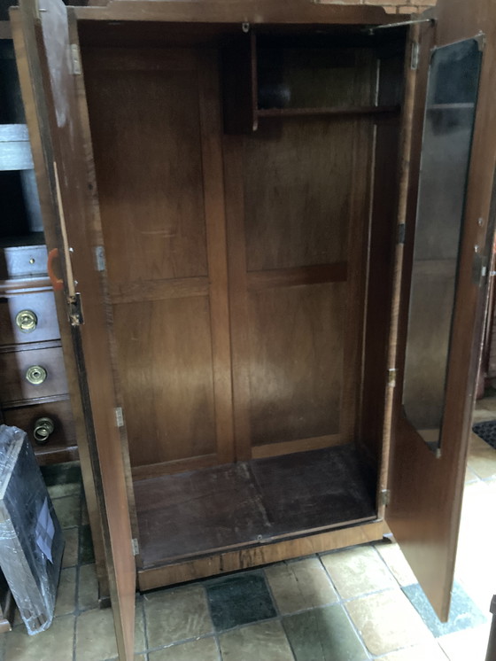 Image 1 of Art deco / nouveau gabinete de chapa de libro de nogal