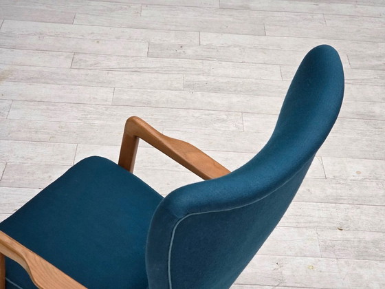 Image 1 of Anni '70, poltrona danese di Fritz Hansen, lana per mobili, legno di faggio laccato.