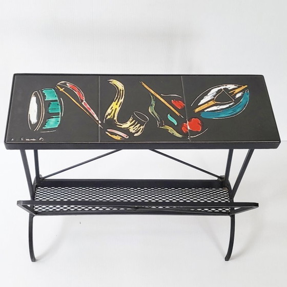 Image 1 of Tavolino laterale portariviste vintage anni '50 in ceramica e acciaio, anni '50, musica anni '50