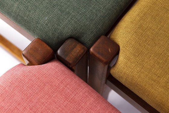 Image 1 of Set van 5 vintage eetkamerstoelen, jaren 60-70 | Kleurrijke gestoffeerde stoelen uit het midden van de vorige eeuw in gebeitst b