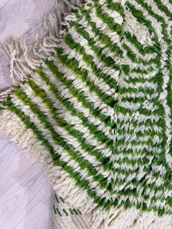 Image 1 of Cremefarbener marokkanischer Teppich mit geometrischen Mustern, 250 cm x 150 cm