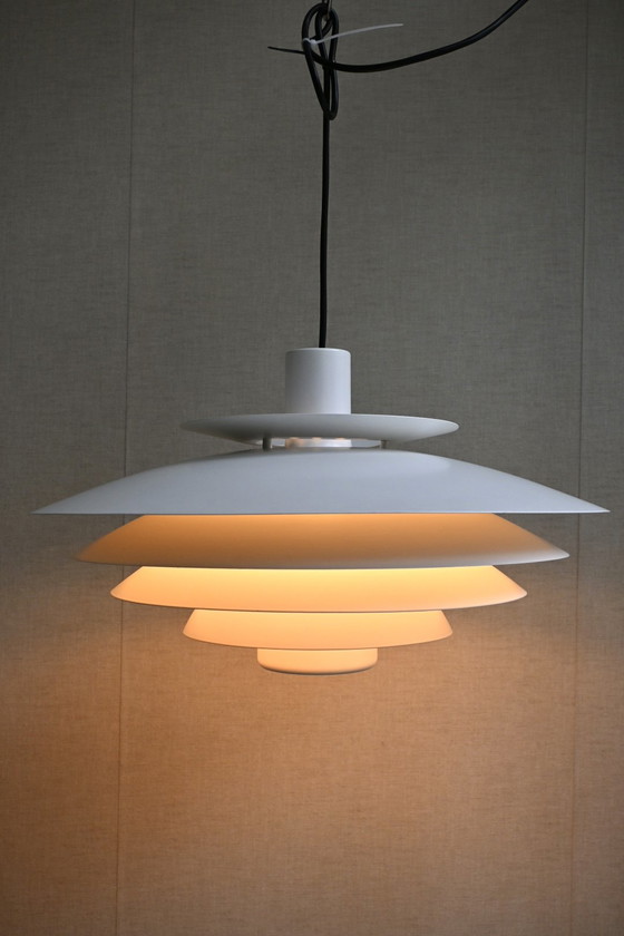 Image 1 of Lampada a sospensione danese di design, anni '70, forma 45 cm di diametro.