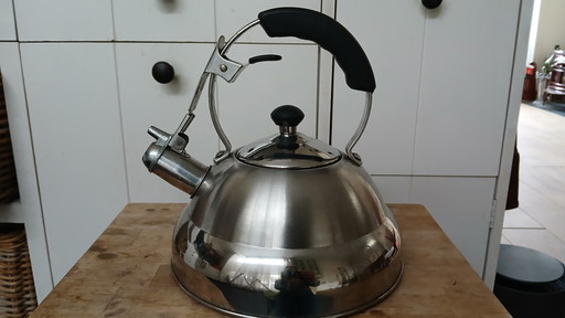 Bouilloire sifflante Wesco