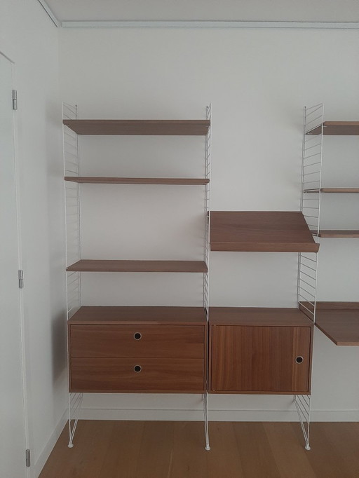 WALL ARRANGEMENT STRING FURNITURE